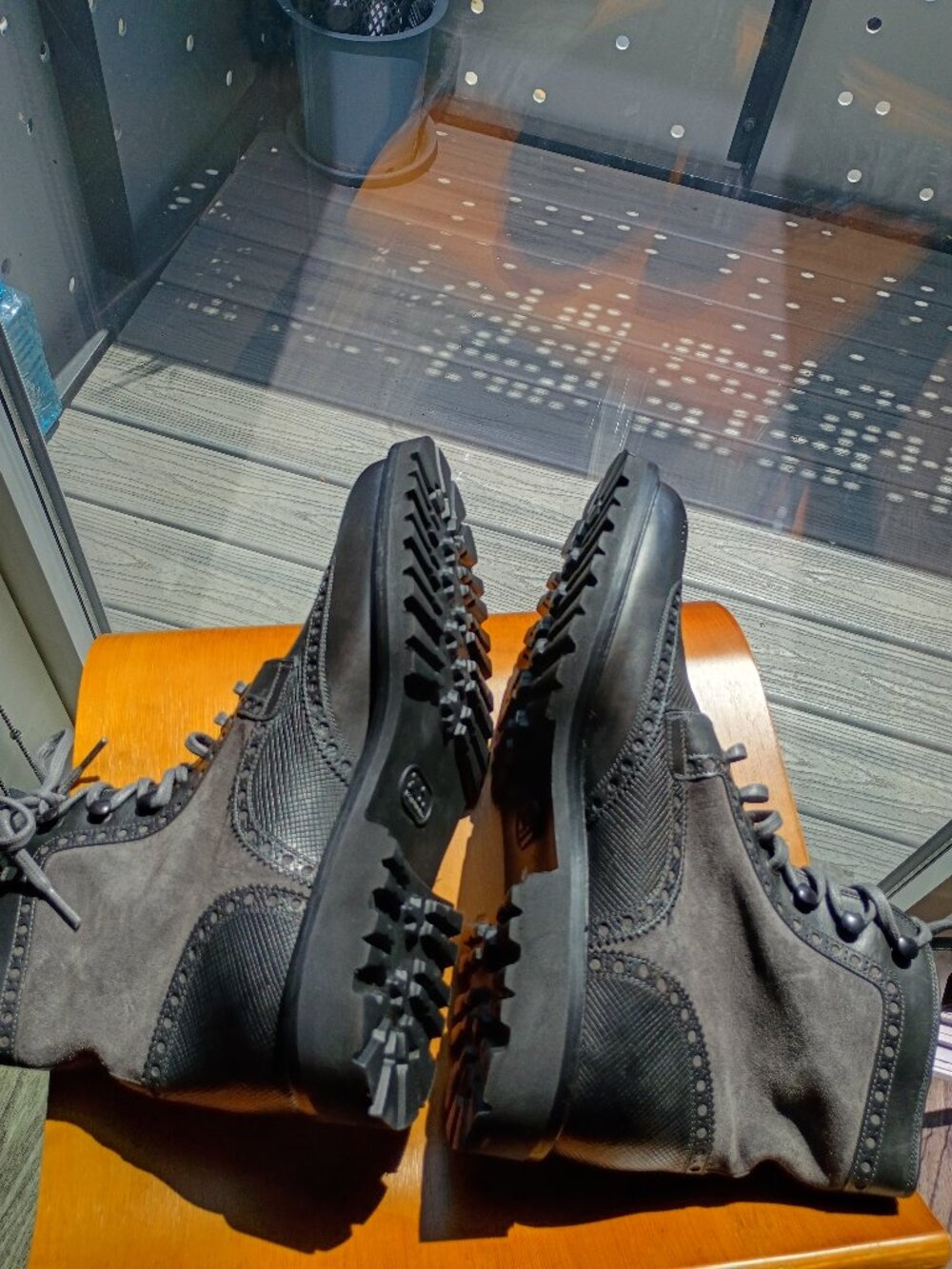 Magnanni for Saks Fifth Avenue Boots 9.5 *Like New - Picture 6 of 12